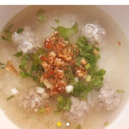 ข้าวต้มหมูสับ