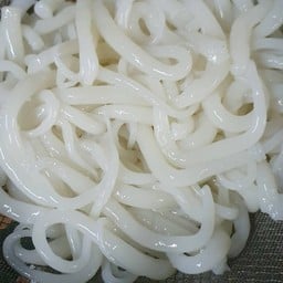 ด้องแด้งเส้นสด