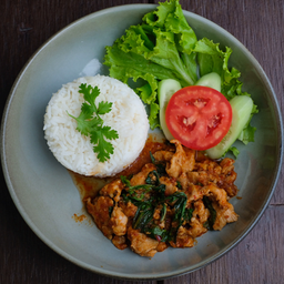 ข้าวหมูผัดพริกแกง