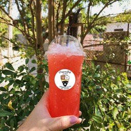 เฮลซ์บลูบอยแดงโซดา