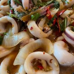 หนวดปลาหมึกผัดพิโรธ (เผ็ดมาก)