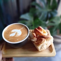 ลาเต้ร้อน