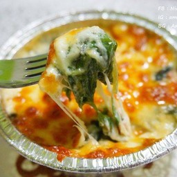 ผักโขมอบชีส