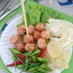 ไส้กรอกอีสาน ศรีลำดวน วัดด่านสำโรง