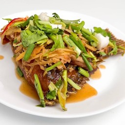 ปลาทอดผัดขิงสูตรกวางตุ้ง