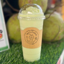 มะพร้าวปั่นนมสด ชาเขียว