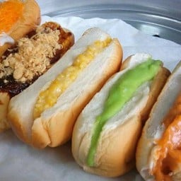โปร 3 + 2 ก้อน ขนมปังนึ่งไอน้ำเตาถ่านสูตรโบราณ