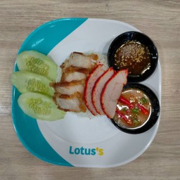 ข้าวหมูแดง+หมูกรอบ (เป็ดสมิธ)