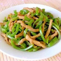 หมูผัดพริก 尖椒炒肉丝