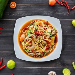 ร้านส้มตำ ไก่ย่างวิเชียรบุรี หน้าสนามกีฬา