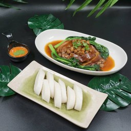 ขาหมูเต้าเจี้ยวหมั่นโถว