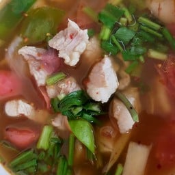 ต้มแซ่บหมู