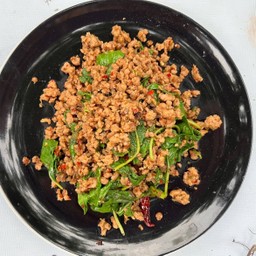 กะเพราหมูสับเป็นกับข้าว