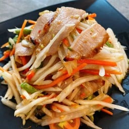 ตำคอหมูย่าง