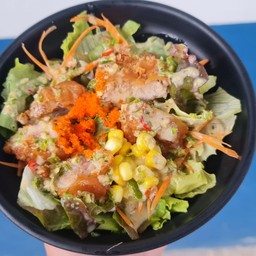 สลัดไก่ทอดซอสครีมสไปซี่