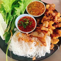 เมี่ยงหมูกรอบ