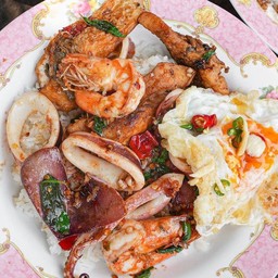 ข้าวกระเพราทะเล