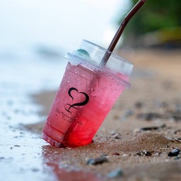 สตอเบอรี่โซดา