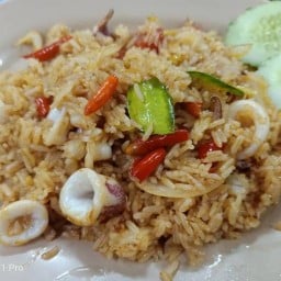 ก๊ะอ้วน