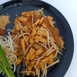 ผัดไทยวุ้นเส้นวีแกน