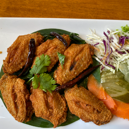 ปีกไก่ทอดน้ำปลา