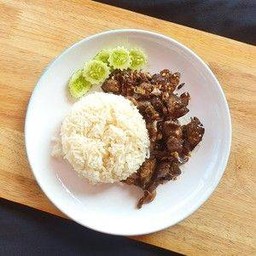 เครื่องในไก่ทอดกระเทียม+ข้าวสวย