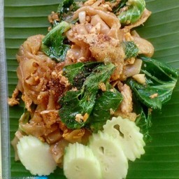 ผัดซีอิ๊วเส้นใหญ่