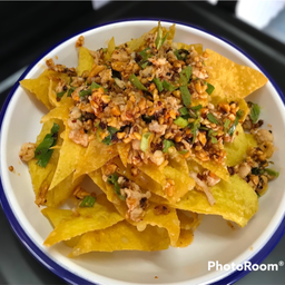 เกี๊ยวกรอบต้มยำทรงเครื่อง