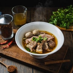 ก๋วยเตี๋ยวเนื้อตุ๋น ไม่ใส่เครื่องใน