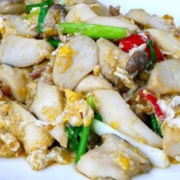 เห็ดออรินจิผัดน้ำมันหอยใส่ไข่