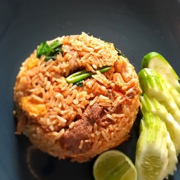 ข้าวผัดโบราณเนื้อ