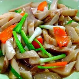เห็ดออรินจิผัดน้ำมันหอย ราดข้าว