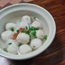 อี๊ดเตี๋ยว-ต้มยำหมูเด้ง เทอดไท บางแค