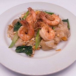 ก๋วยเตี๋ยวผัดซีอิ้วกุ้ง