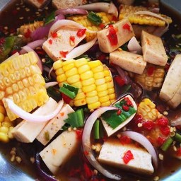 ยำหมูยอข้าวโพด(ปลาร้า)