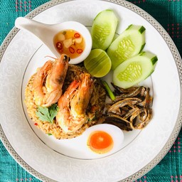 ข้าวผัดน้ำพริกกุ้งสด ( ไม่รวมไข่ )