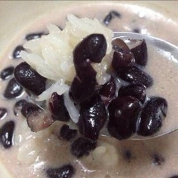 ข้าวเหนียวถั่วดำ กะทิหอม