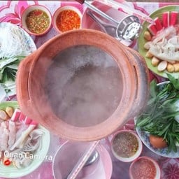 เจ้ซ้อนหมูจุ่มหม้อดิน วังชิ้น