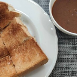 ขนมปังปิ้ง+น้ำจิ้ม