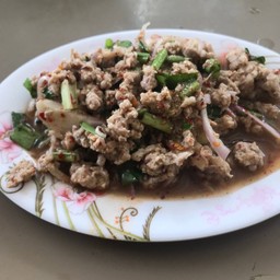 ลาบเนื้อสุก