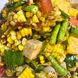 ตำข้าวโพดหมูยอ