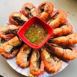 กุ้งเผาbyนิวเคลียร์ ราคาหน้าร้าน