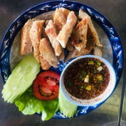 หมูย่างจิ้มแจ่ว