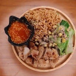 มงเปอริเย่ ถนนตะวันใหม่กังสดาล