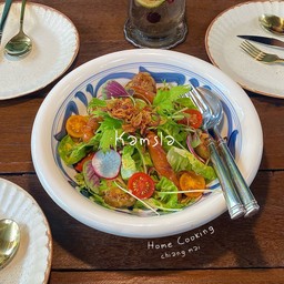 สลัดไส้กรอก