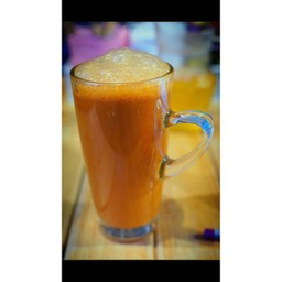 H1 ชาไทยร้อน