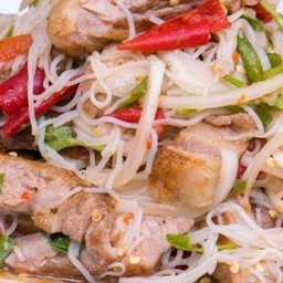 ยำขนมจีน-หมูสามชั้น