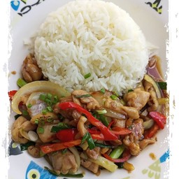 ข้าวไก่ผัดซอสกระเทียม