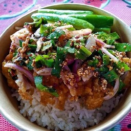 อาหารจานด่วนร้านสองแสบ