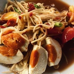 ปูปลาร้าไข่เค็ม